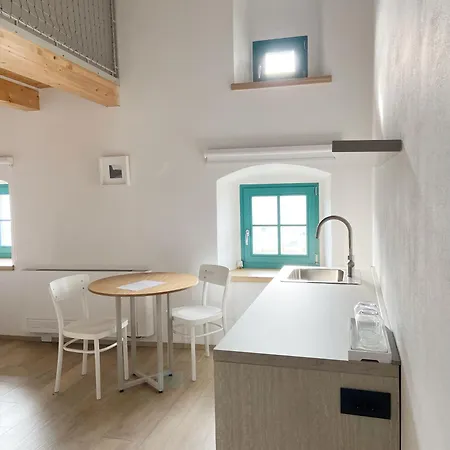 Lagom Vipavski Kriz Aparthotel