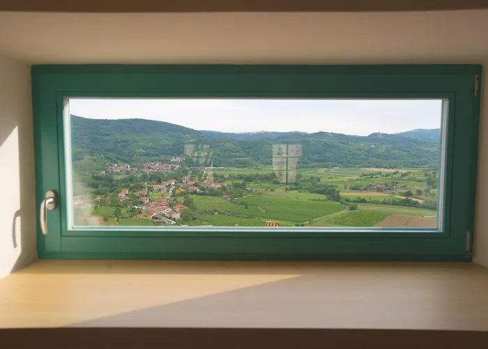 Lagom Vipavski Kriz Апарт-отель *