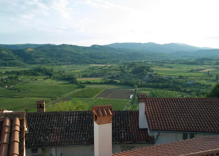 Apartmanhotel Lagom Vipavski Kriz *